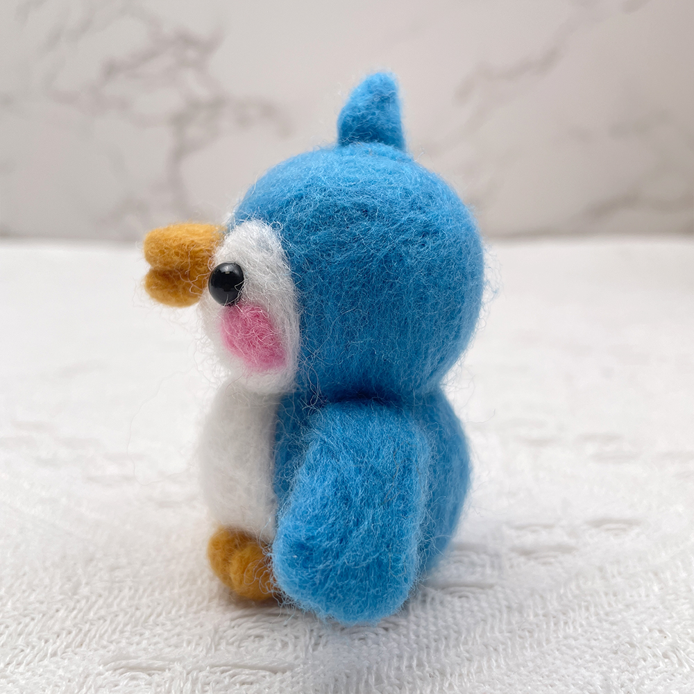 Penguin Felt Animals Needle Felting Kit - PokeaFluffy