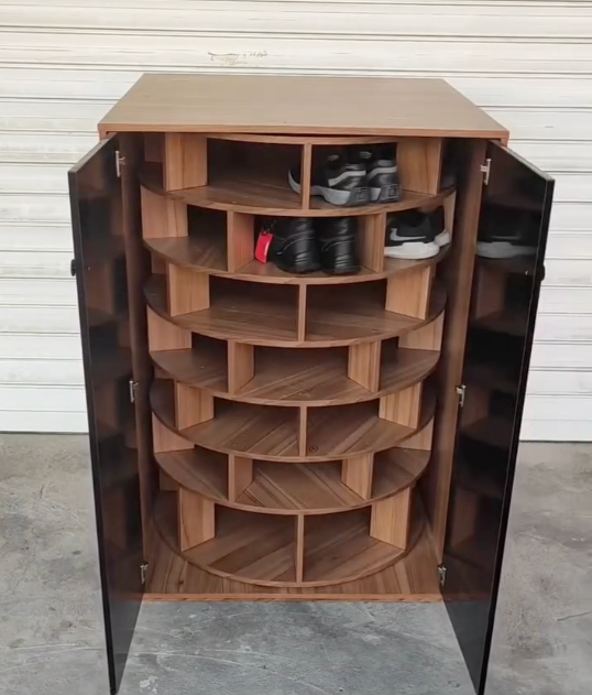 Large capacity rotating shoe rack